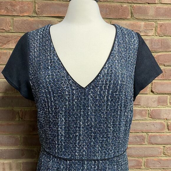 Banana Republic Black Tweed Wool V-Neck Short Sleeve Fit & Flare Dress NEW - Picture 3 of 6